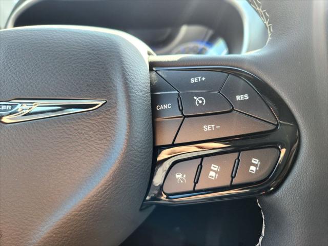 2026 Chrysler Pacifica Limited AWD