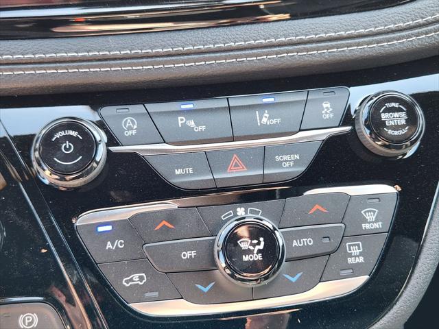 2026 Chrysler Pacifica Limited AWD