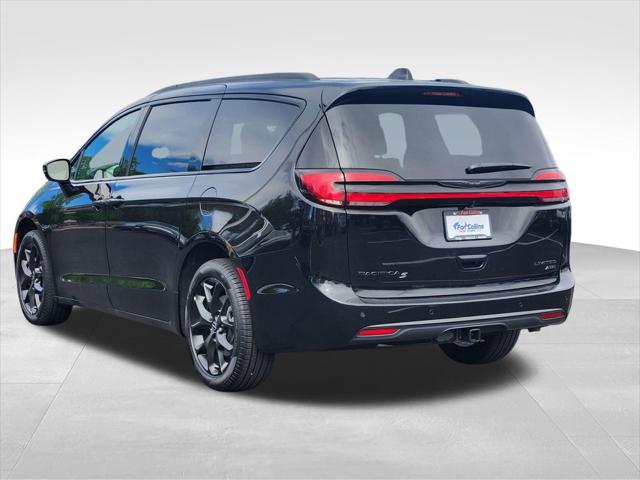 2026 Chrysler Pacifica Limited AWD
