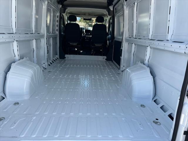 2026 Ram ProMaster Cargo Van Tradesman High Roof 159" WB EXT w/Pass Seat