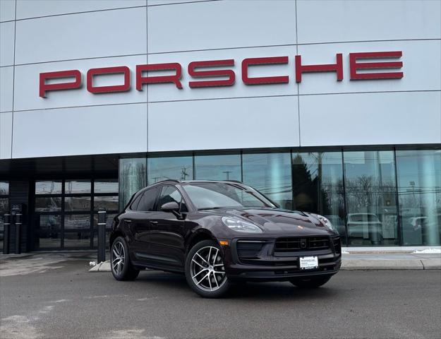 2026 Porsche Macan Base