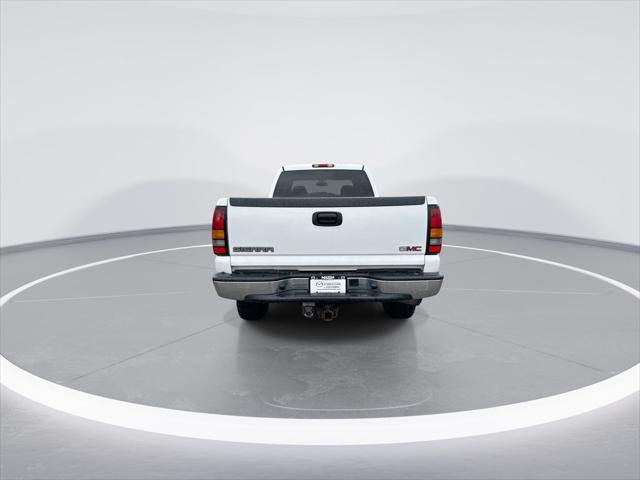 2004 GMC Sierra 2500HD SLE