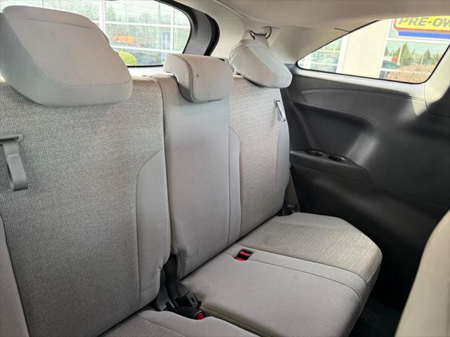 2025 Toyota Sienna LE