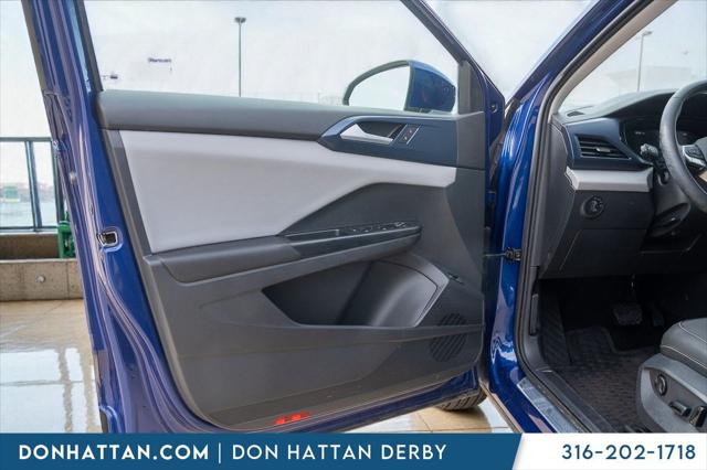 2023 Volkswagen Taos 1.5T SE