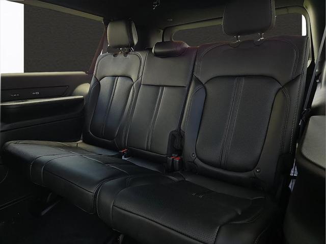 2026 Jeep Grand Wagoneer 4x4