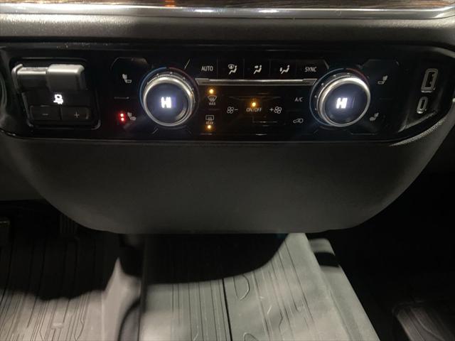 2024 GMC Sierra 1500 4WD Crew Cab Short Box Elevation with 3SB