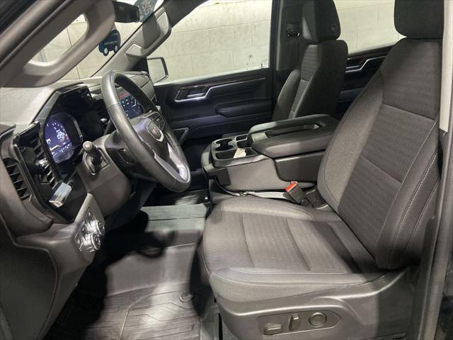 2024 GMC Sierra 1500 4WD Crew Cab Short Box Elevation with 3SB