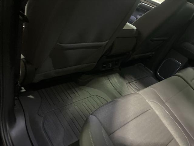 2024 GMC Sierra 1500 4WD Crew Cab Short Box Elevation with 3SB