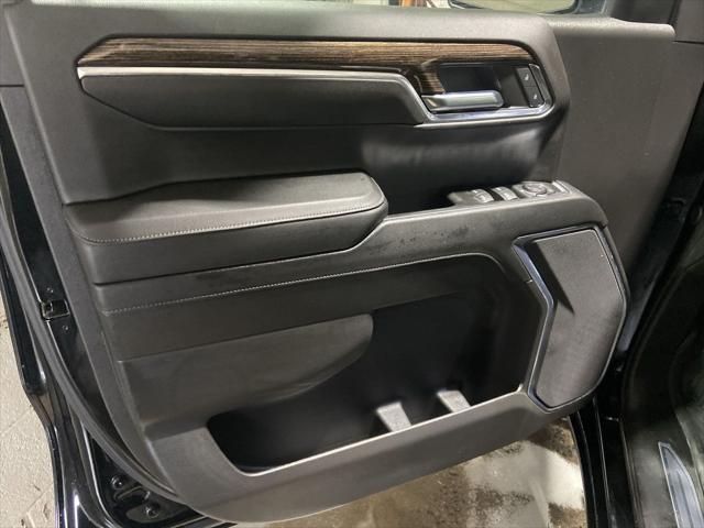 2024 GMC Sierra 1500 4WD Crew Cab Short Box Elevation with 3SB