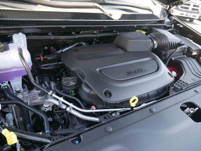 2026 Chrysler Pacifica Select AWD