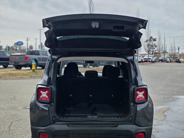 2023 Jeep Renegade Altitude 4x4