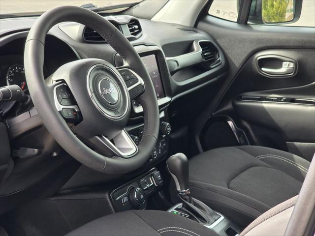 2023 Jeep Renegade Altitude 4x4