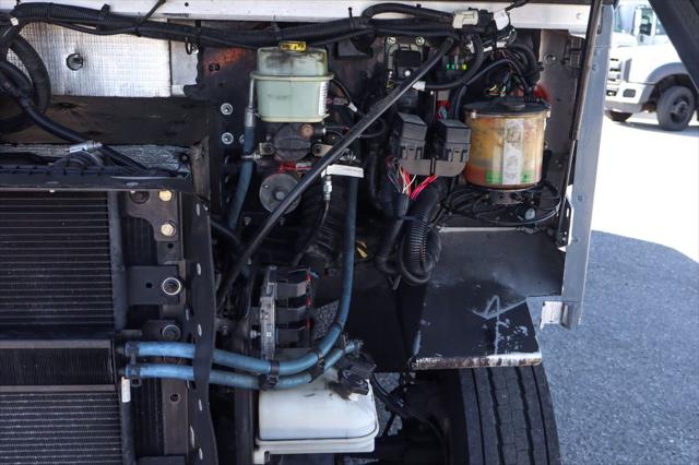2020 Freightliner MT45G Walk-in Van