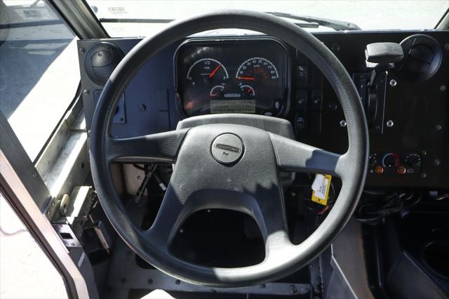 2020 Freightliner MT45G Walk-in Van