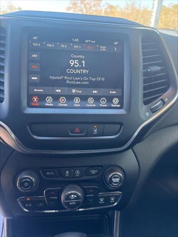 2022 Jeep Cherokee Latitude Lux 4x4