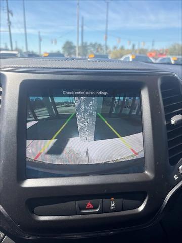 2022 Jeep Cherokee Latitude Lux 4x4