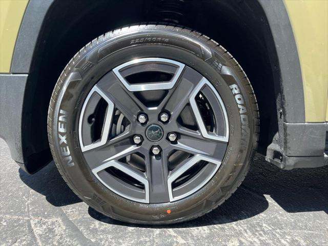 2026 Jeep Cherokee Laredo 4x4