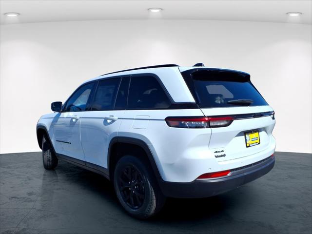2026 Jeep Grand Cherokee Altitude 4x4
