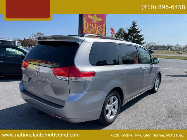 2012 Toyota Sienna LE V6 8 Passenger