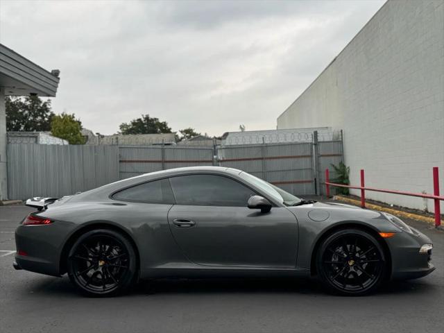 2016 Porsche 911 Carrera