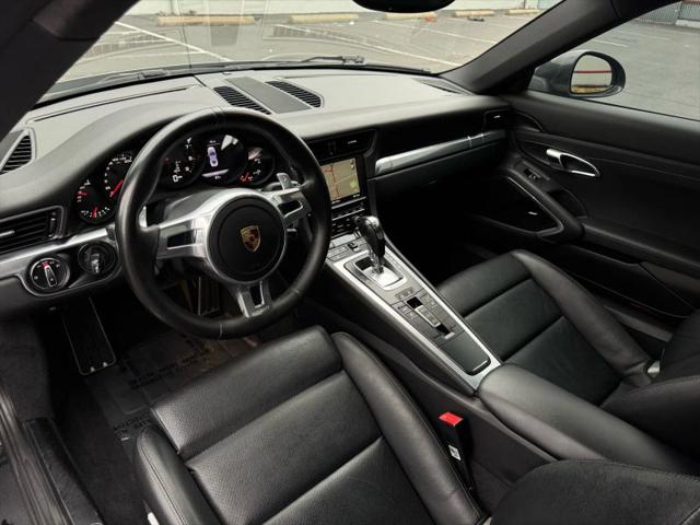 2016 Porsche 911 Carrera