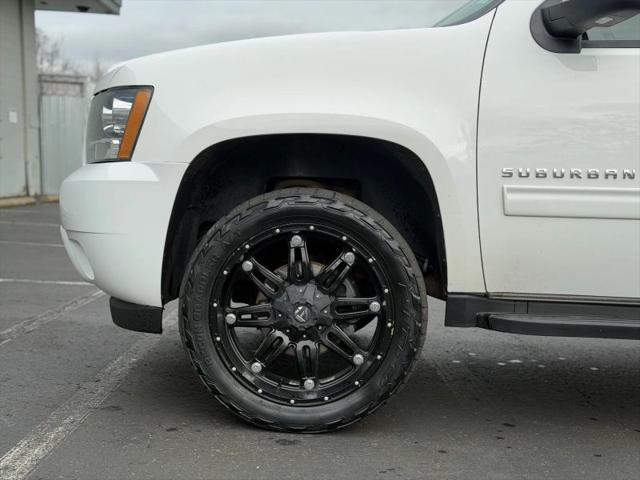 2013 Chevrolet Suburban LS