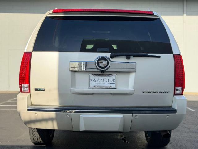 2011 Cadillac Escalade ESV Premium