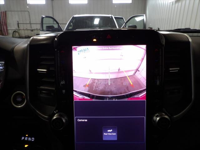 2025 Ram 1500 Big Horn Crew Cab 4x4 5'7" Box