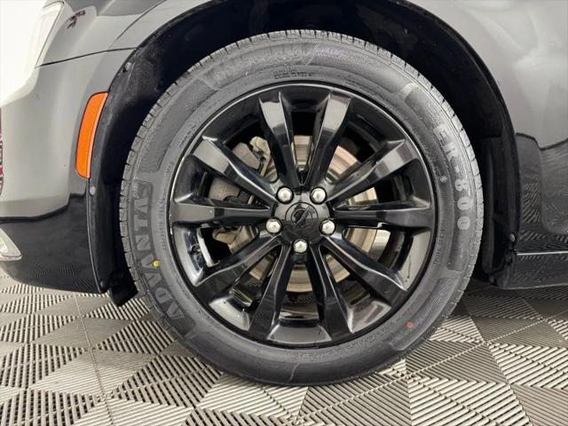 2018 Chrysler 300 Limited AWD