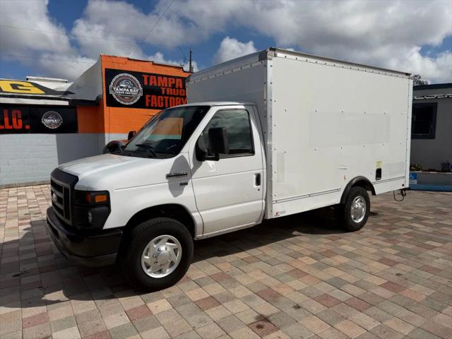 2014 Ford E-350 Cutaway Base