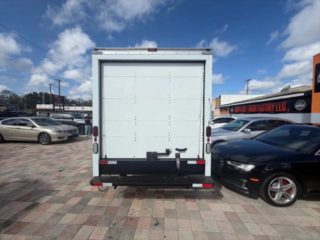 2014 Ford E-350 Cutaway Base
