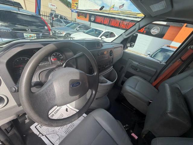 2014 Ford E-350 Cutaway Base