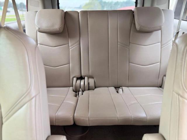 2018 Cadillac Escalade ESV Luxury