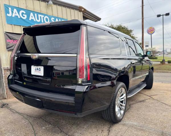 2018 Cadillac Escalade ESV Luxury