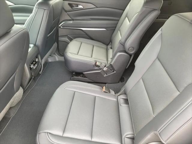2026 Chevrolet Traverse FWD LT