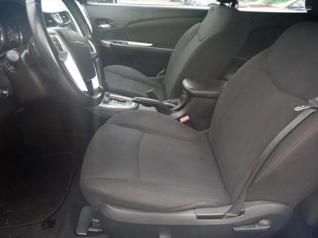 2012 Chrysler 200 Touring