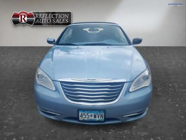 2012 Chrysler 200 Touring