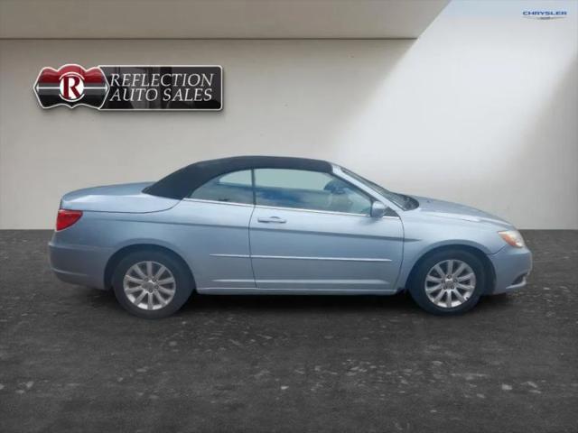 2012 Chrysler 200 Touring