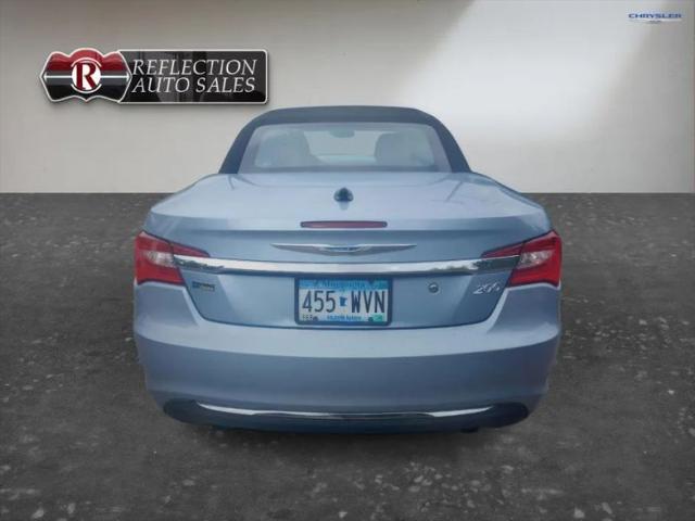 2012 Chrysler 200 Touring