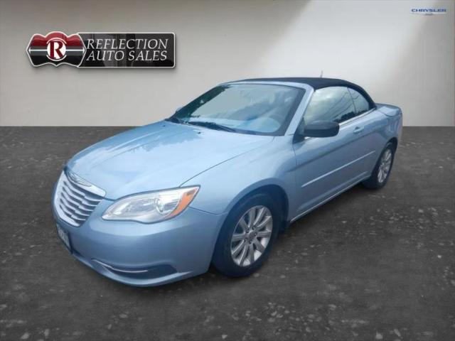 2012 Chrysler 200 Touring