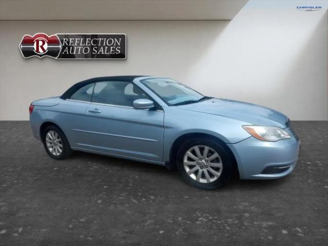 2012 Chrysler 200 Touring