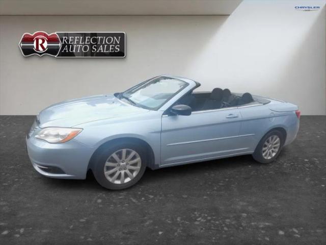 2012 Chrysler 200 Touring