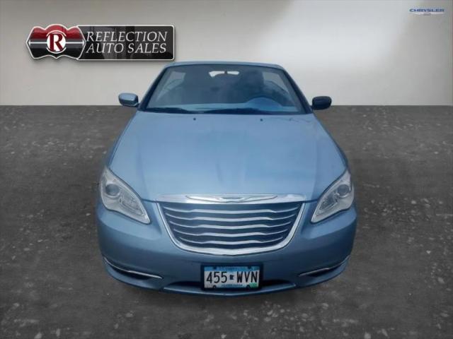 2012 Chrysler 200 Touring
