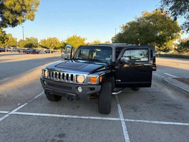 2006 HUMMER H3 Base