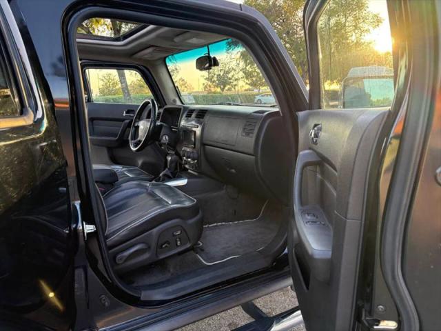 2006 HUMMER H3 Base