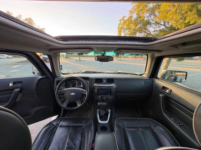 2006 HUMMER H3 Base