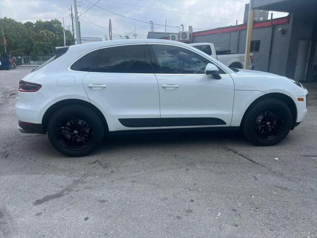 2015 Porsche Macan S