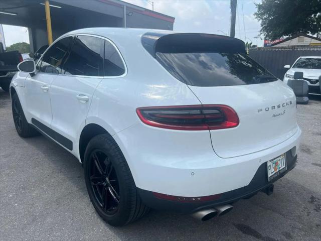 2015 Porsche Macan S