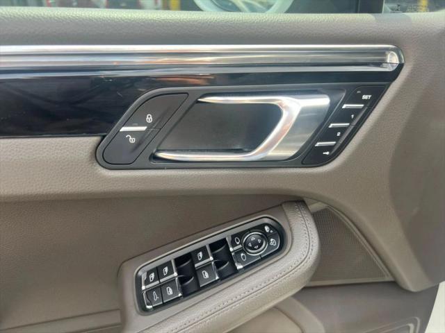 2015 Porsche Macan S