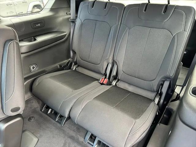 2026 Jeep Grand Cherokee L Altitude 4x4